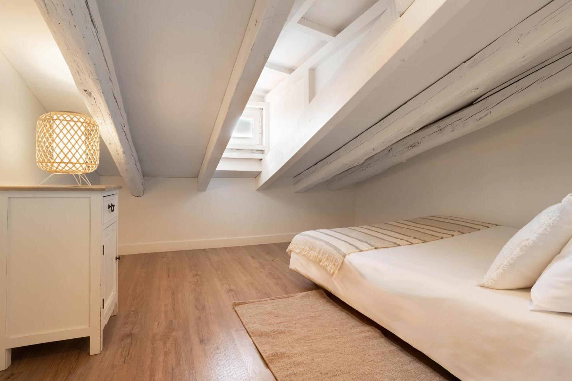 Apartamento Plaza Mayor Attic En مدريد المظهر الخارجي الصورة